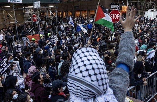 全美多地高校爆发反战示威 呼吁加沙停火